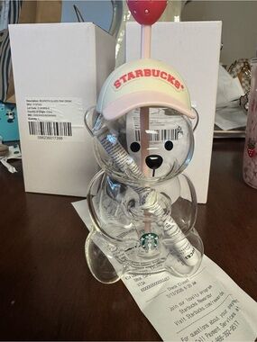 Starbucks Clear Glass Bearista cup with Pale Pink Lid and Straw